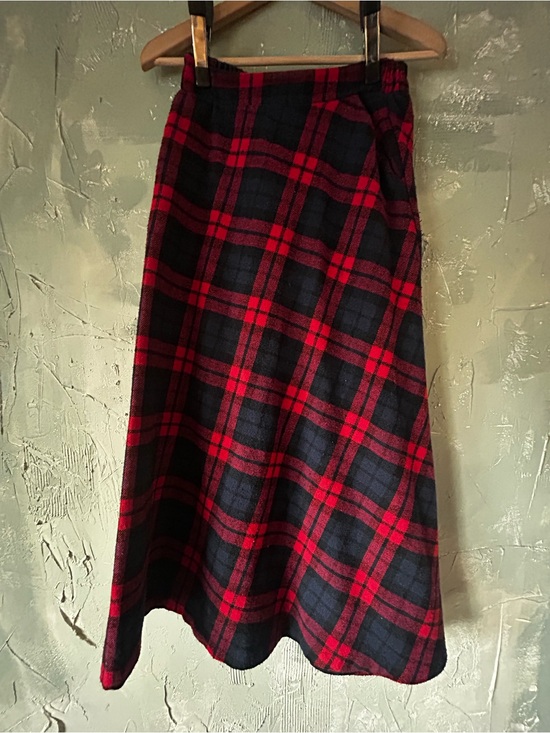 Dresses & Skirts - Red and Black Plaid A-Line Midi Skirt